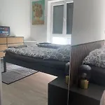 Deluxe Apartment Ruhr Oase, Neubau, 4 Personen, Parkplatz,